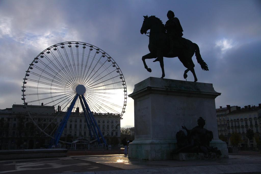 Mihotel Gailleton Lyon Exteriör bild